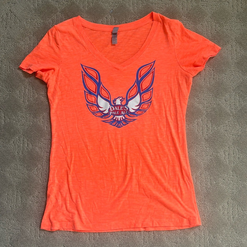 Super cute very soft women’s Oskar Blues V-neck T-shirt